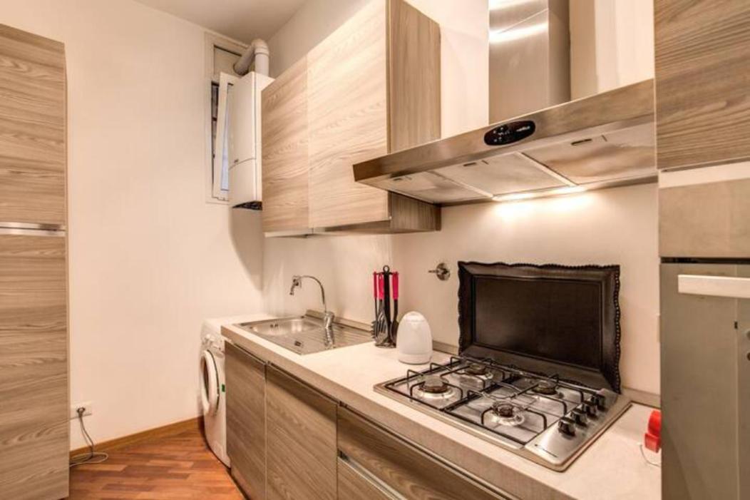 Campo Marzio Pantheon Apartments Рим Екстериор снимка